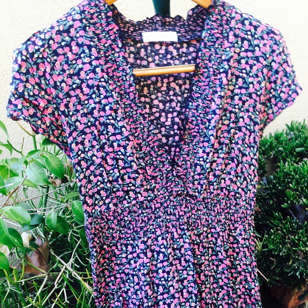 SEXY DEEP V NECK PIN UP FLORAL DRESS